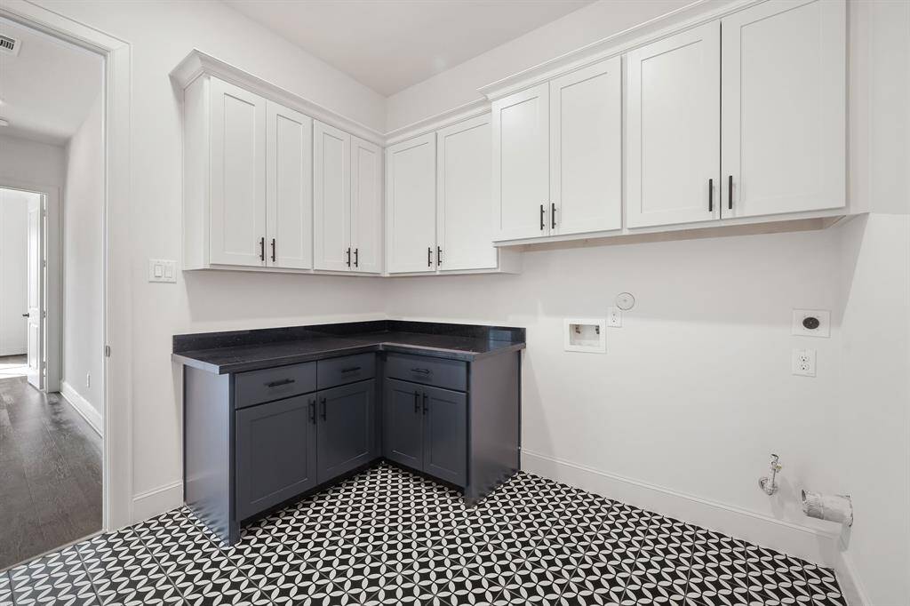Washer and dryer room