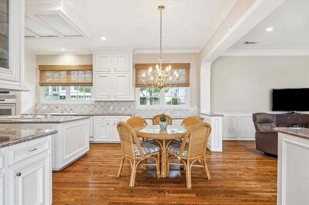 A view of  the spacious breakfast room looking towards the corner.