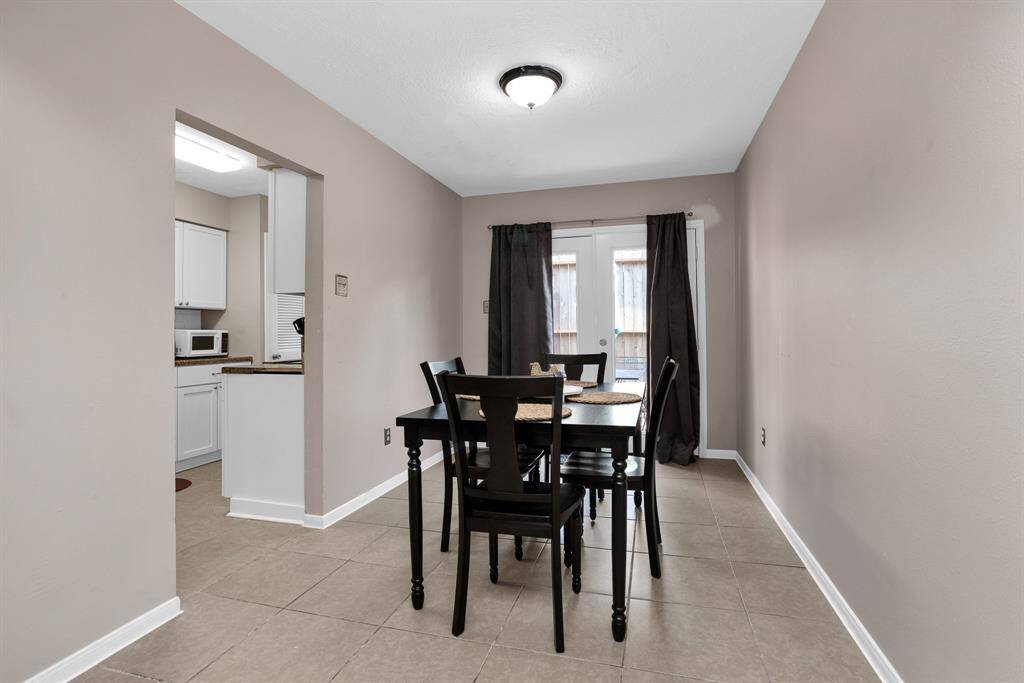 Apt A Dining Room