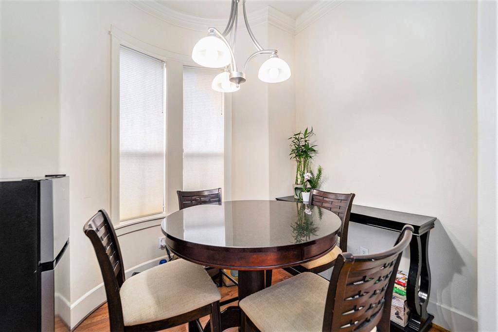 Breakfast Nook - 2nd Level