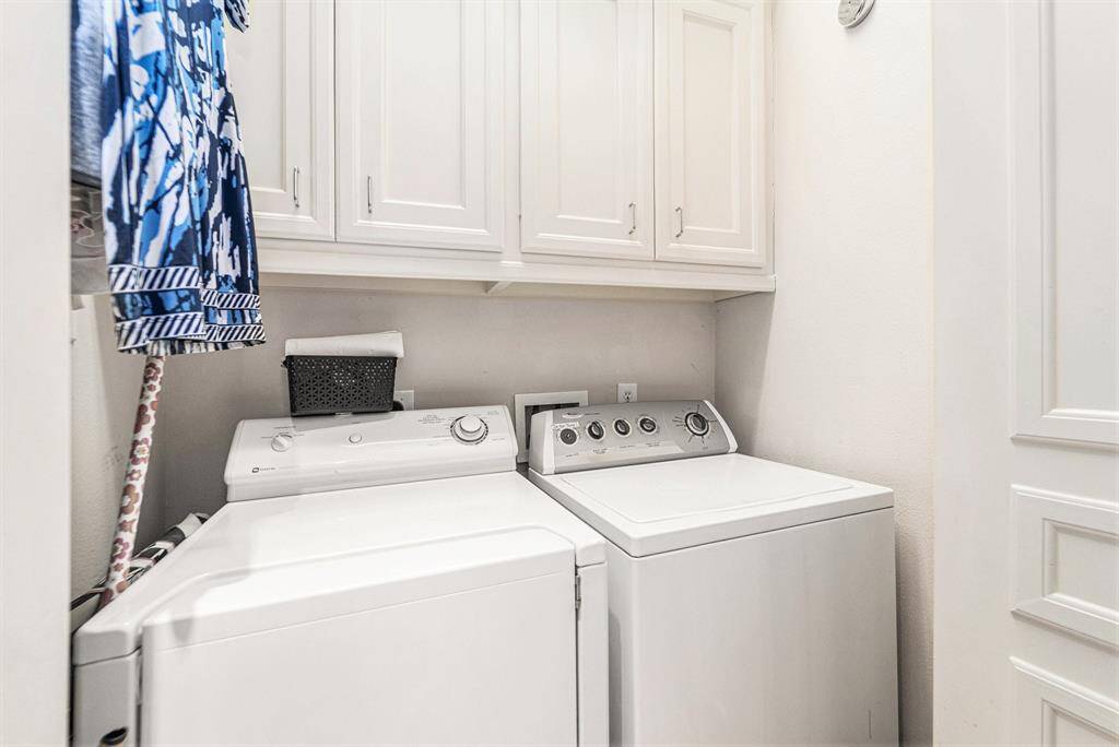 Washer/Dryer - 2nd Level