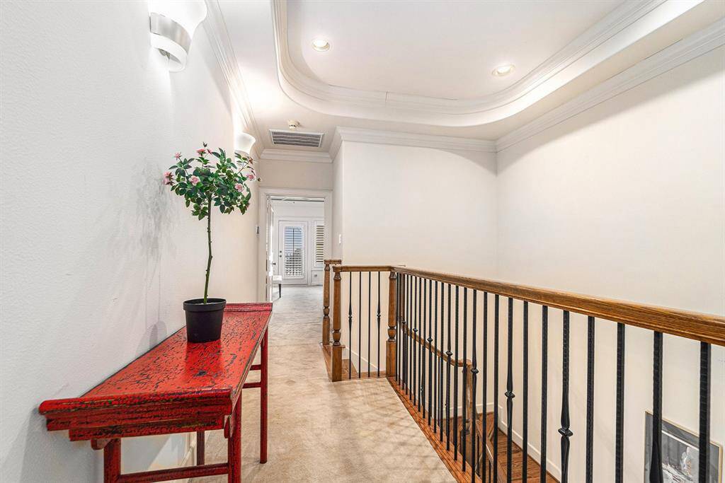 Landing - 3rd Floor