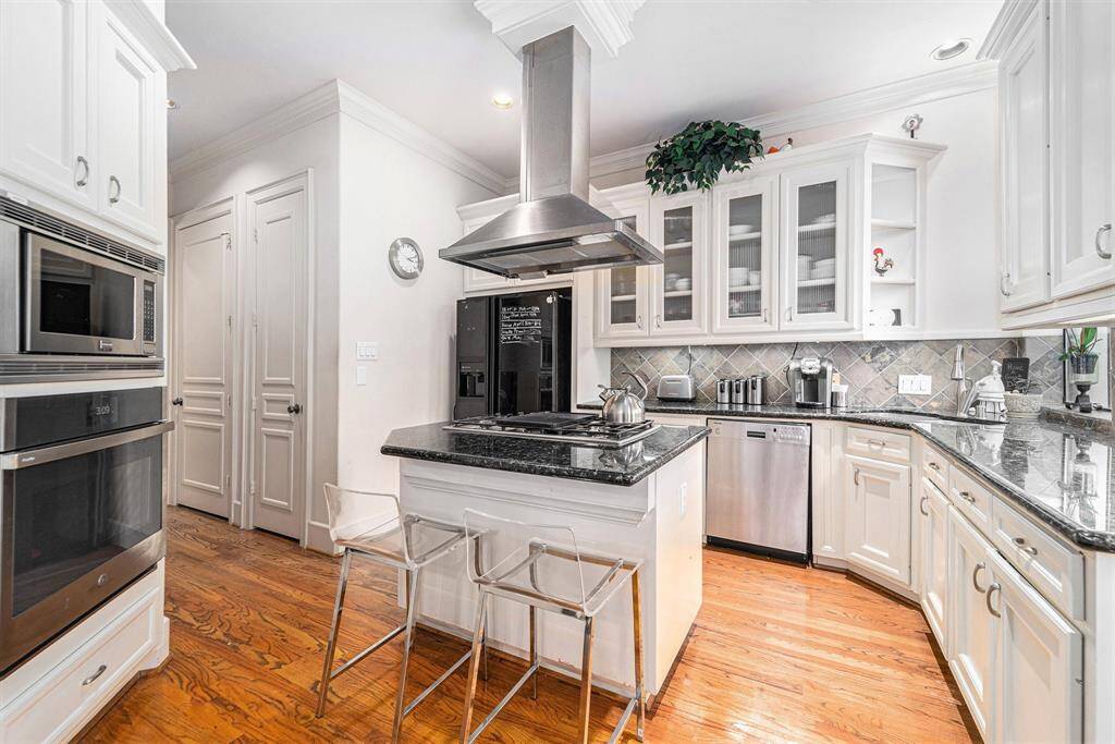 Kitchen - 2nd level