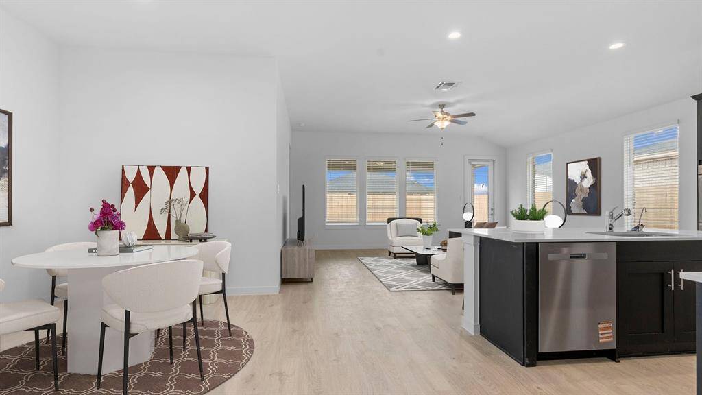*Images and 3D tour are for illustration only and options may vary from home as built.
