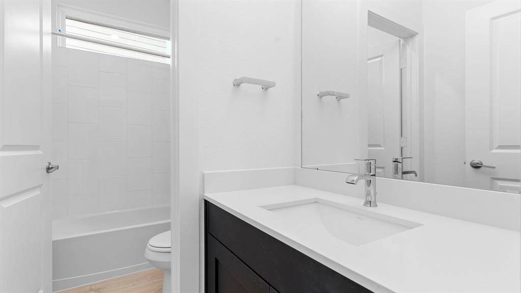*Images and 3D tour are for illustration only and options may vary from home as built.