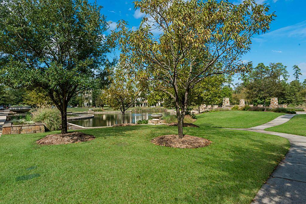 As you can see, the community offers a lot of room to roam with its own private lake. It truly is a peaceful setting that all residents can enjoy!