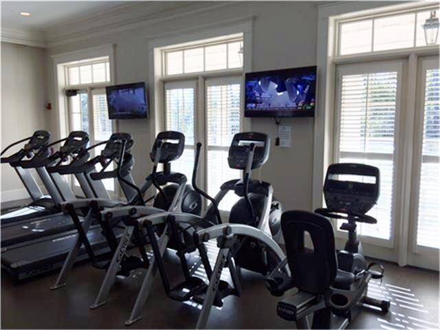 The gym offers a surplus of machines to accommodate plenty of people at the same time!