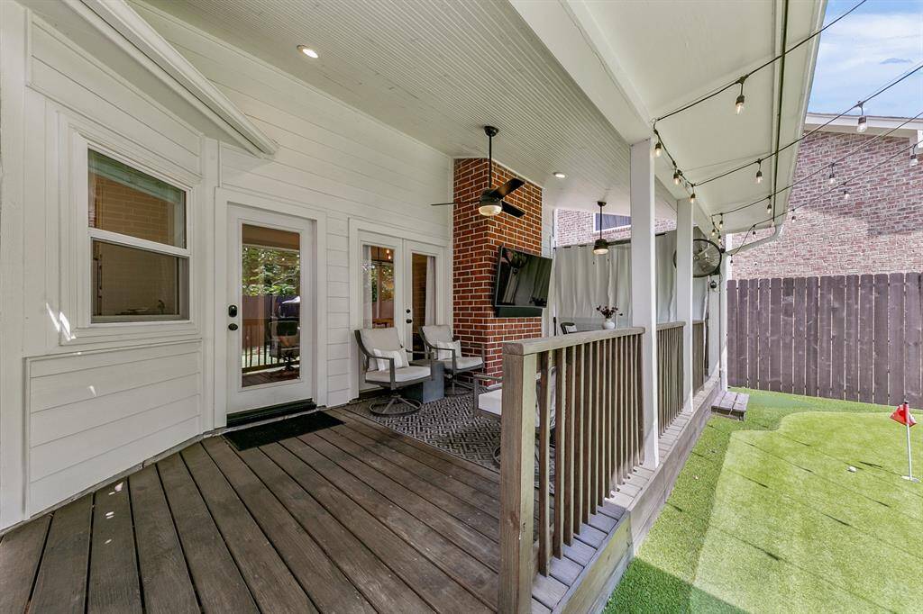 This home has so many ways for you to enjoy the outdoors including the covered patio with outdoor tv and plenty of space to relax and entertain.