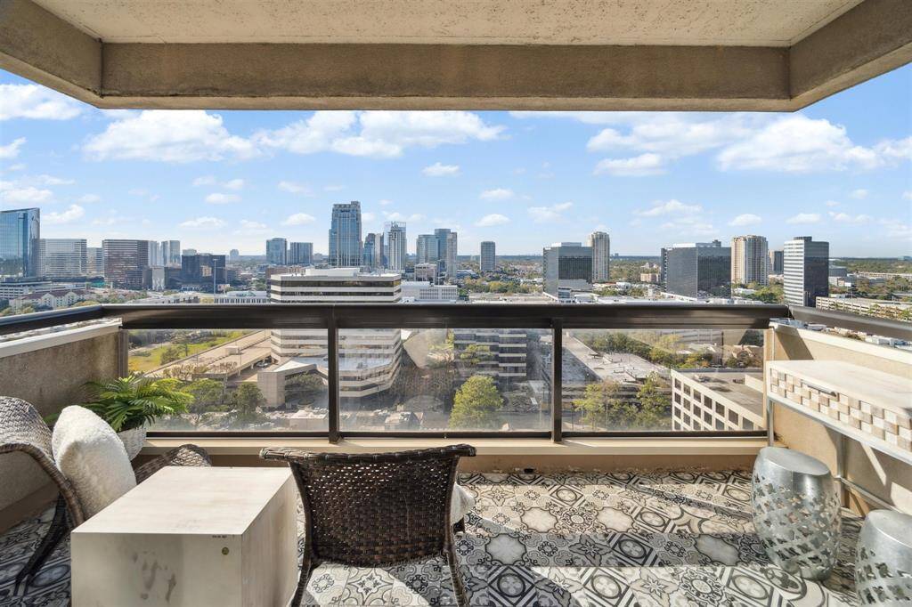Panoramic views from the living room balcony!