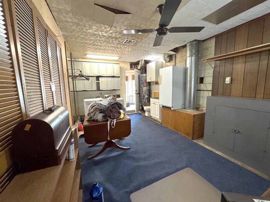Converted garage with toilet and lavatory