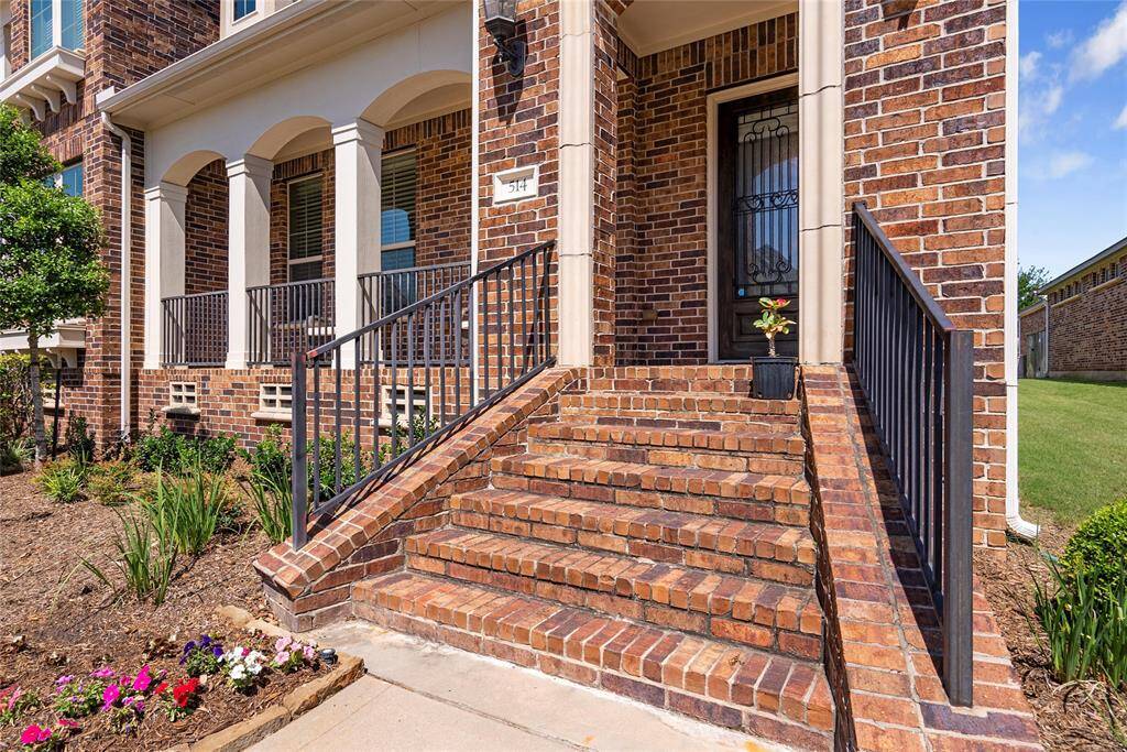 This European entry way welcomes guests and loved ones to your front door!