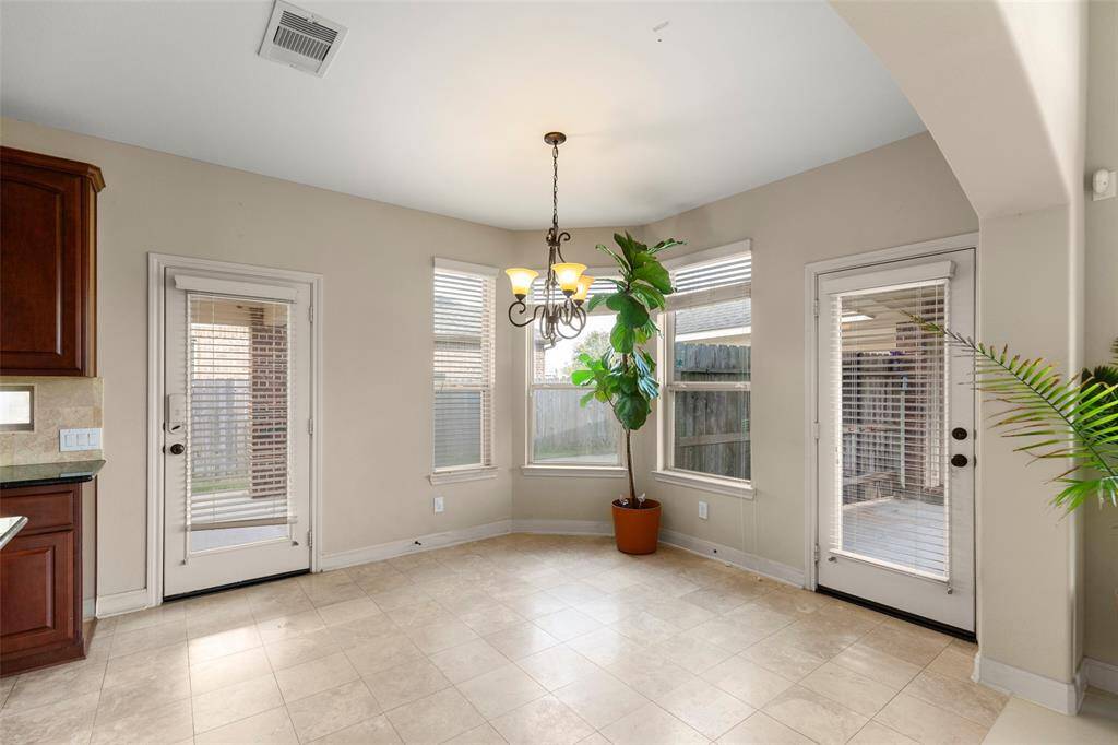 Breakfast nook