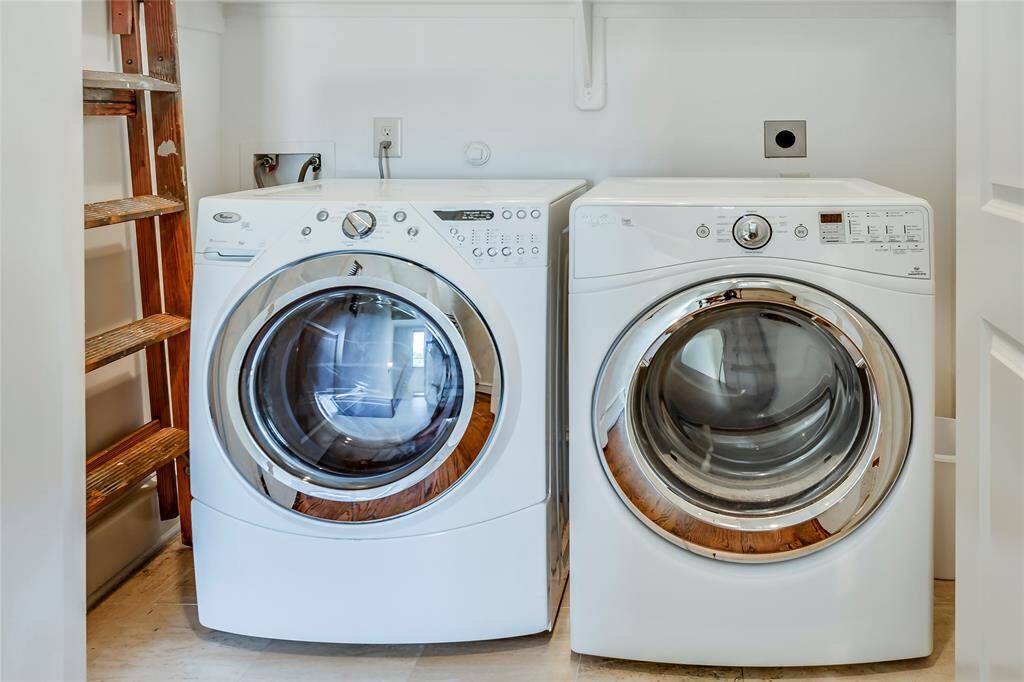 Front loading washer & dryer