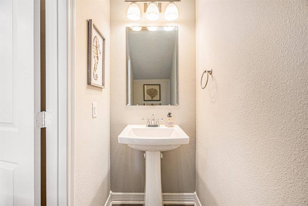 Guest powder room downstairs