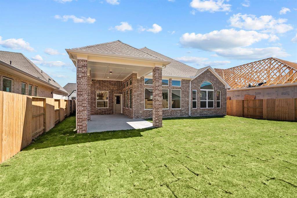Welcome to The Laport by David Weekley Homes. Move-In-Ready Now!
