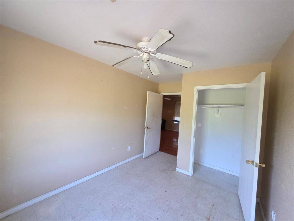 Bedroom Closet 2