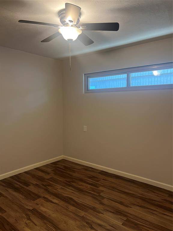 1st secondary Bedroom