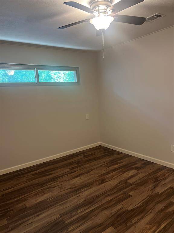 2nd secondary bedroom.