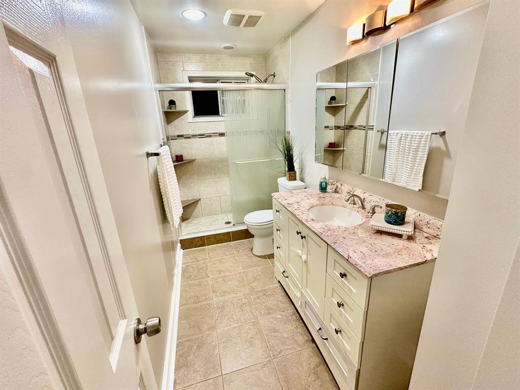 SECOND FULL BATH