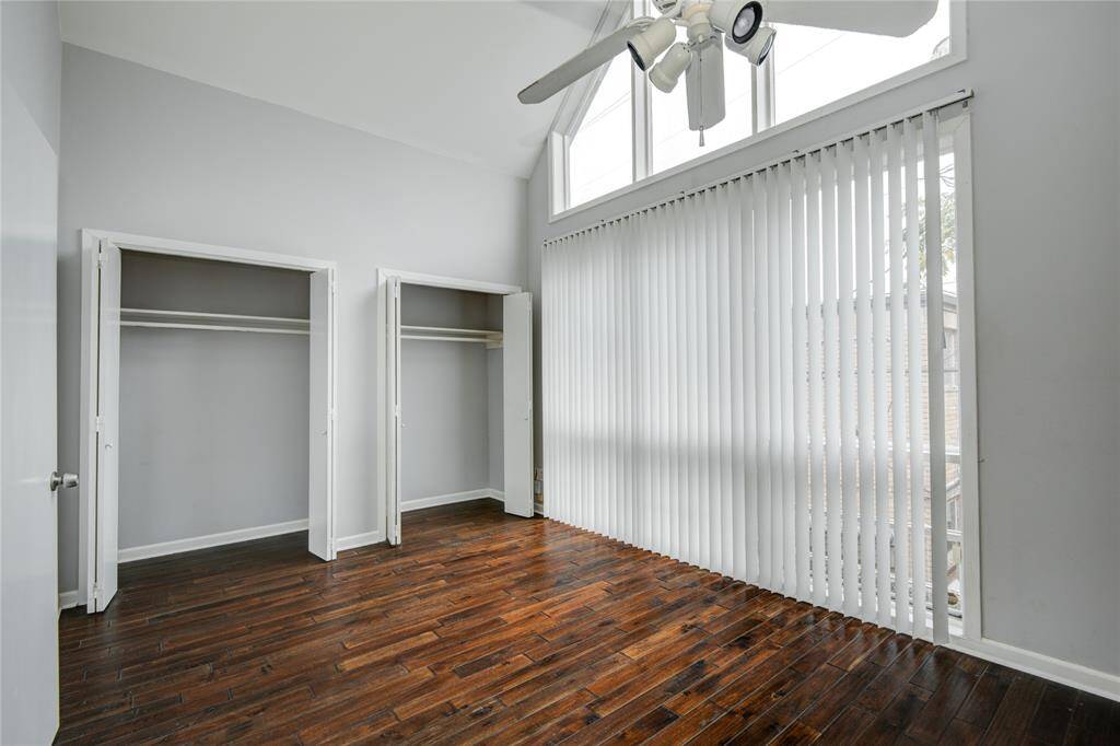 More vaulted ceilings & cathedral windows in the bedroom