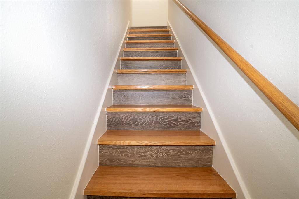 Stairway to second floor and bedrooms