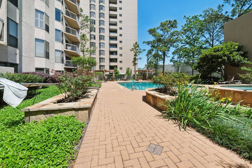 Fun in the sun for residents!