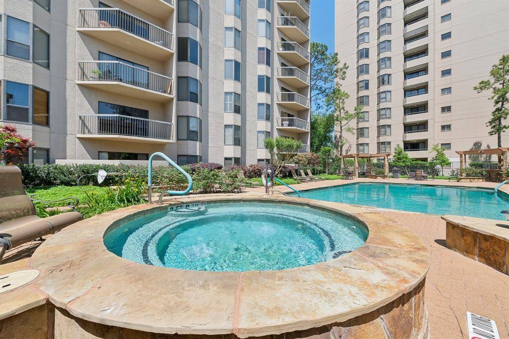 Heated Pool/Spa
