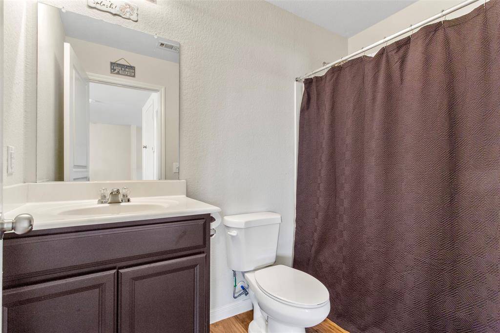 2nd Floor Full Bath