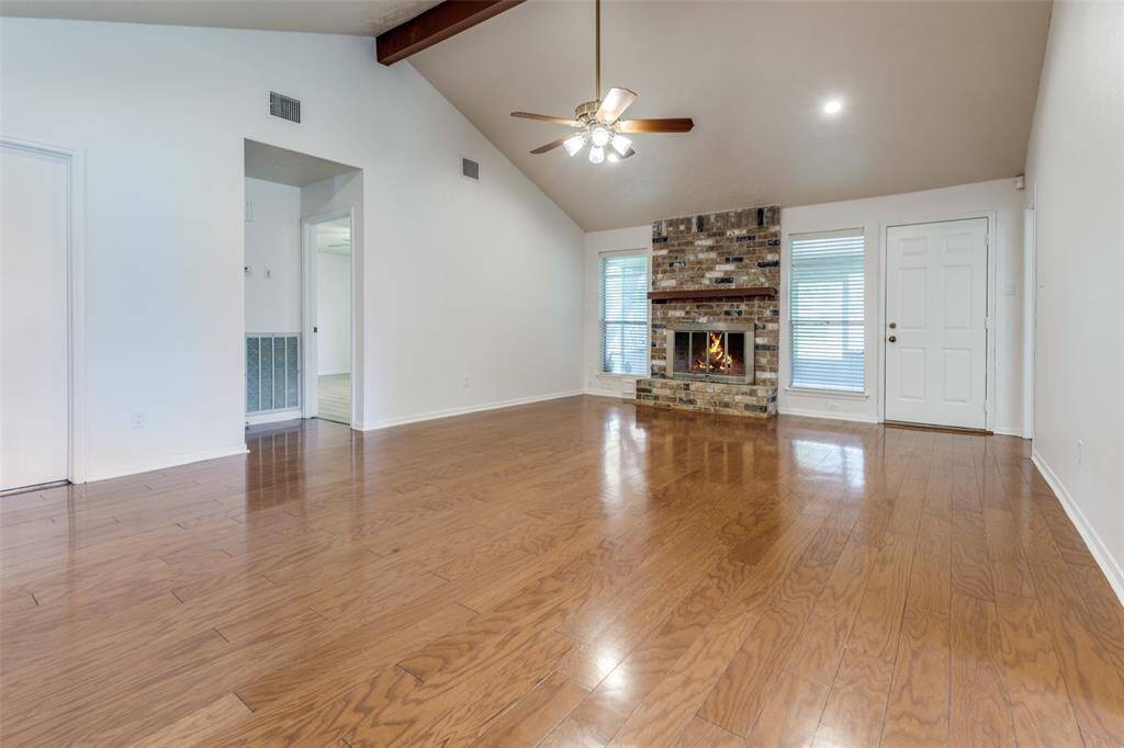 Living Room2