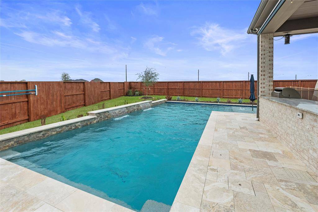 Splash, sizzle, and unwind in your own private oasis. Paradise found!