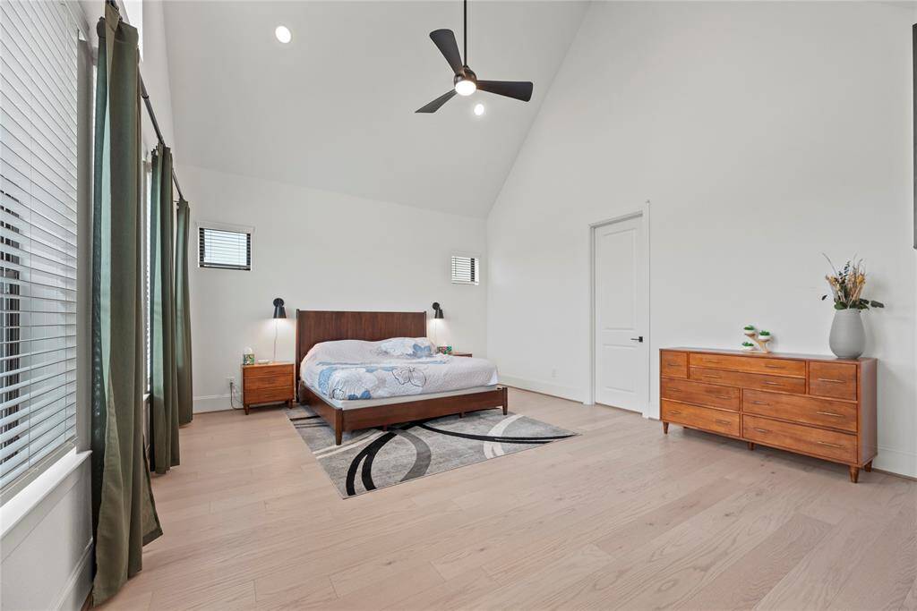 How perfect is this primary suite? Spacious and filled with natural light, this serene retreat offers the ultimate escape, promising comfort, tranquility, and pure relaxation.