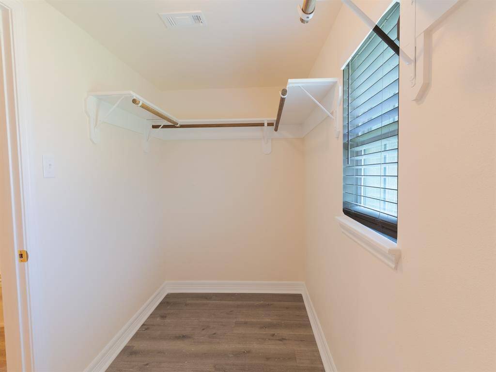Primary Suite Walk-in Closet
