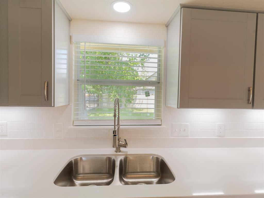 Kitchen Sink