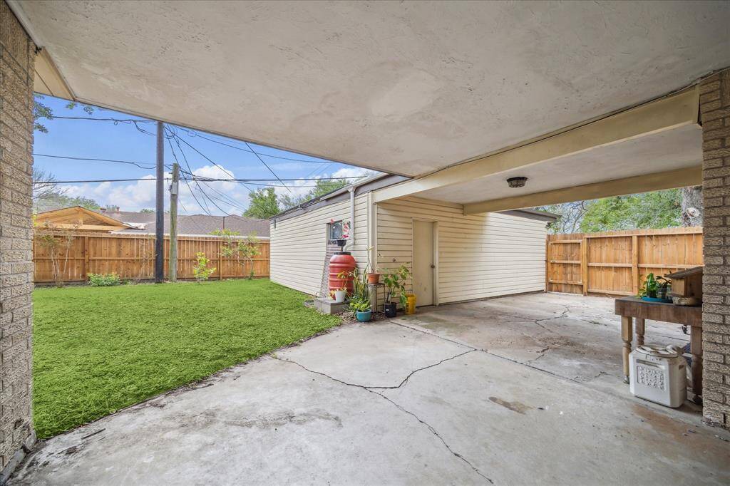 All the covered patio space and large backyard are perfect for outdoor activities and entertaining.