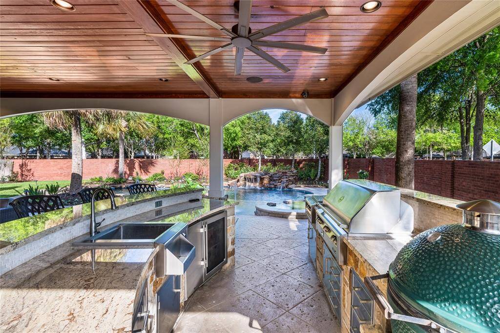 "One of a Kind" patio!