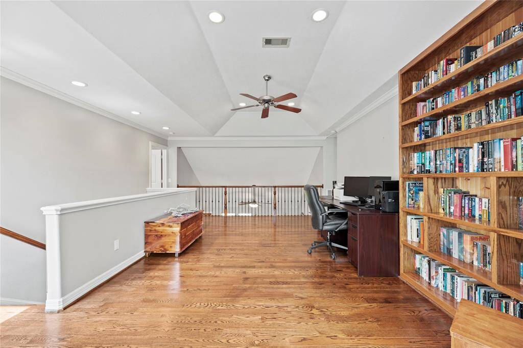 Truly open-concept, the 2nd floor loft has clear sights to the lower-level. Work from home or work out, while keeping an eye on the rest of the household.