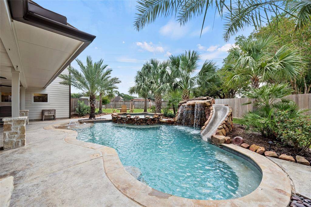 As your friends and family noodle fight in the pool, sit by with an iced beverage and relish in their joy. Quietly admire the good life you have created for yourself and those you love!