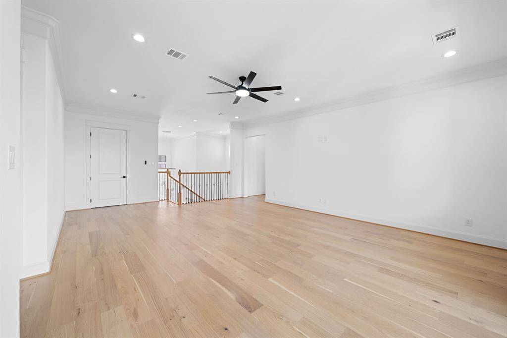 Game room/ Living area