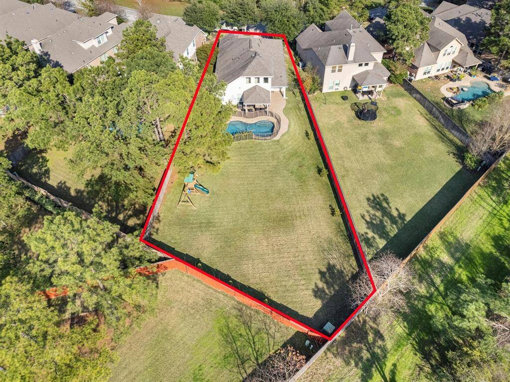 For lease in Creekside: a pristine 3-4 bedroom home WITH pool on a MASSIVE 13,842 SF lot!