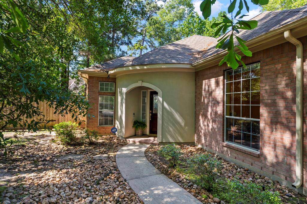 Warm, welcoming feel entrance.