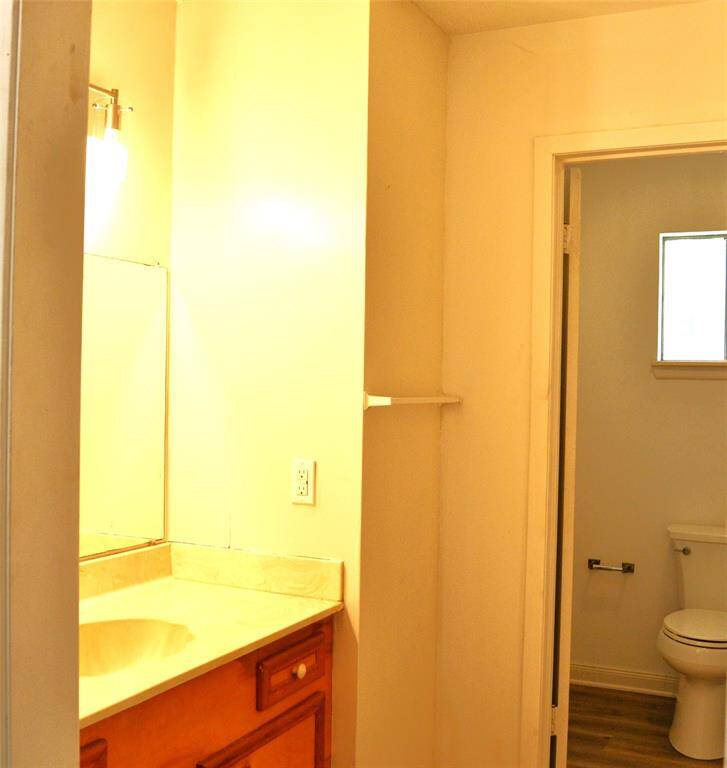 Guest Suite bathroom.