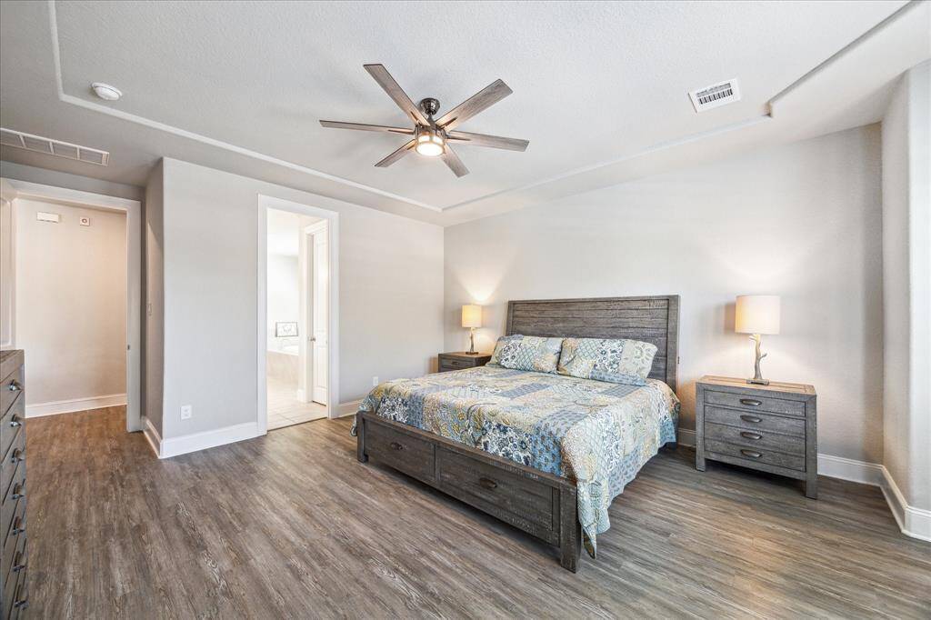 This ensuite is tucked away in the back of the home to provide a wonderful relaxing feeling of tranquility.