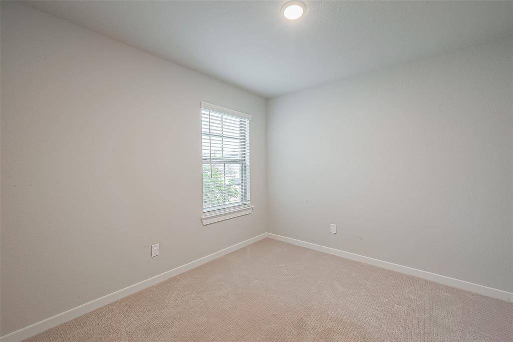 Alternate view of 3rd bedroom.
