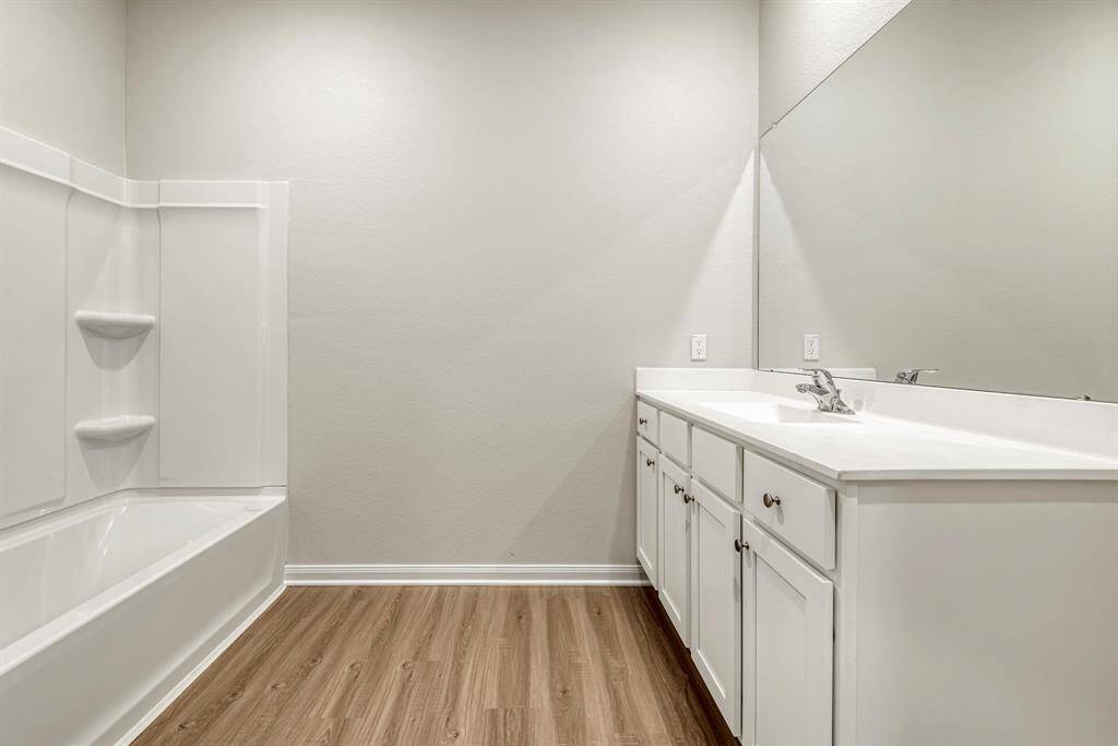 This luxurious master bathroom has all of the features to give you a relaxing spa getaway in your own home.