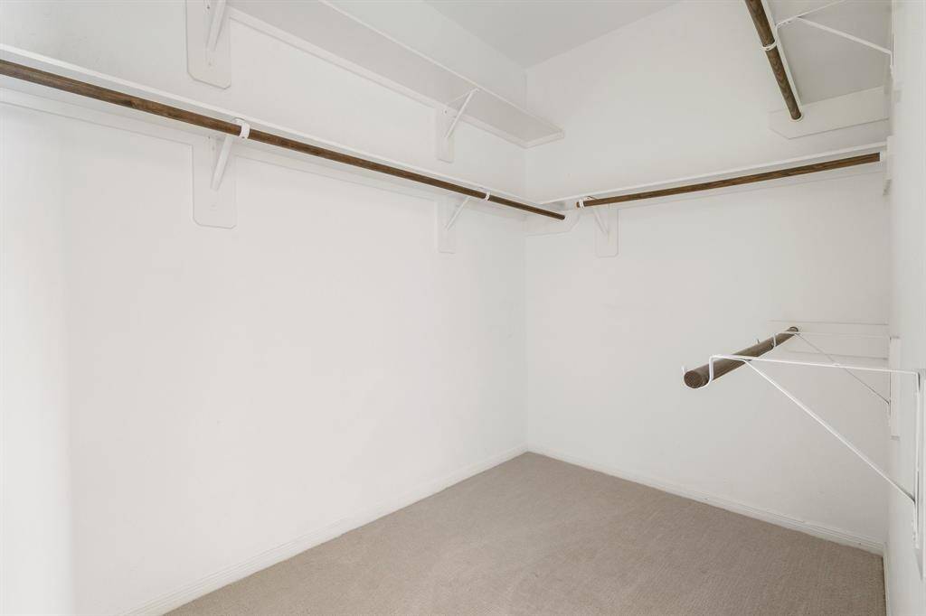 Huge Walk In Closets