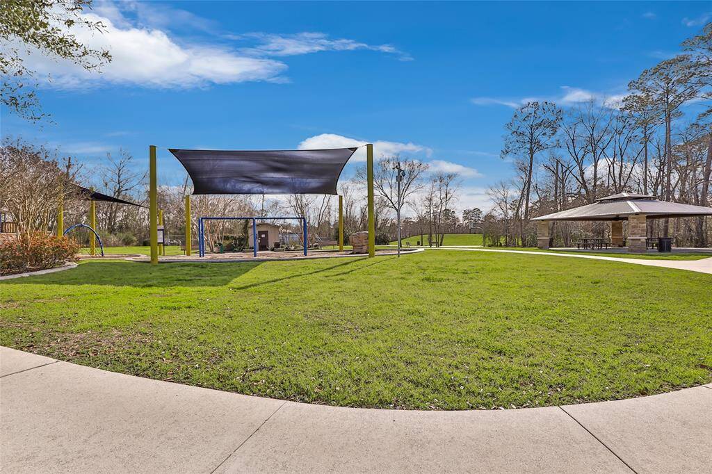 Neighborhood amenities