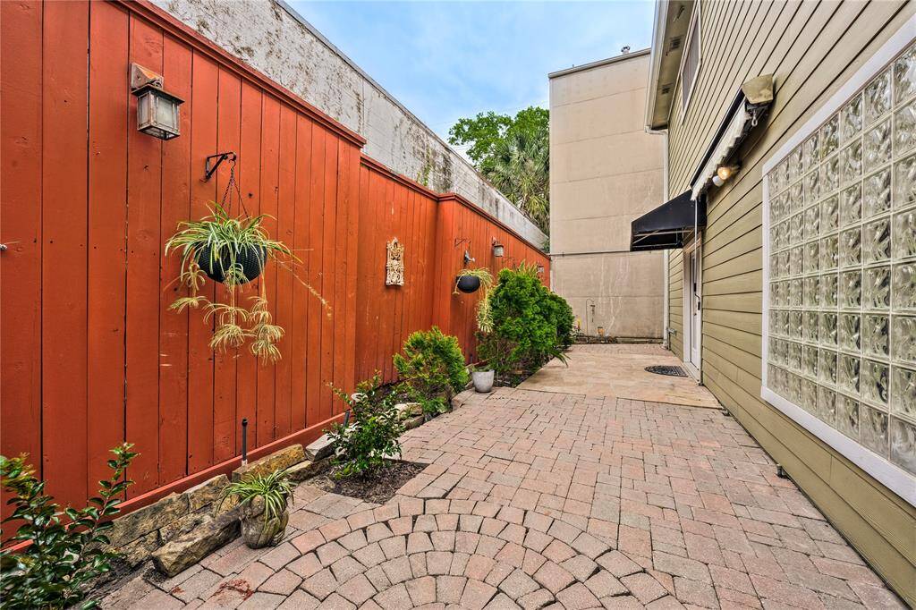 Property Image 47