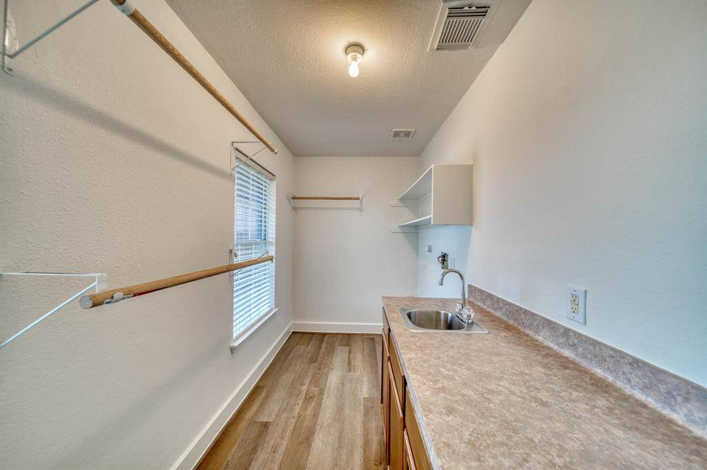 Laundry room with tons of space!