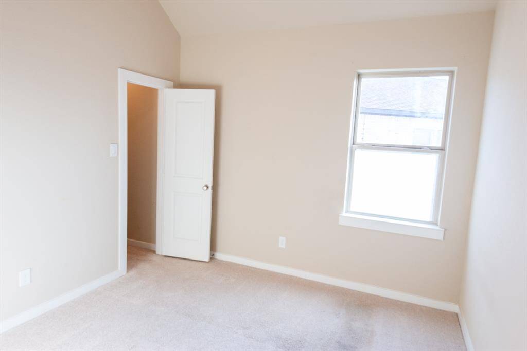 minor bedroom 2