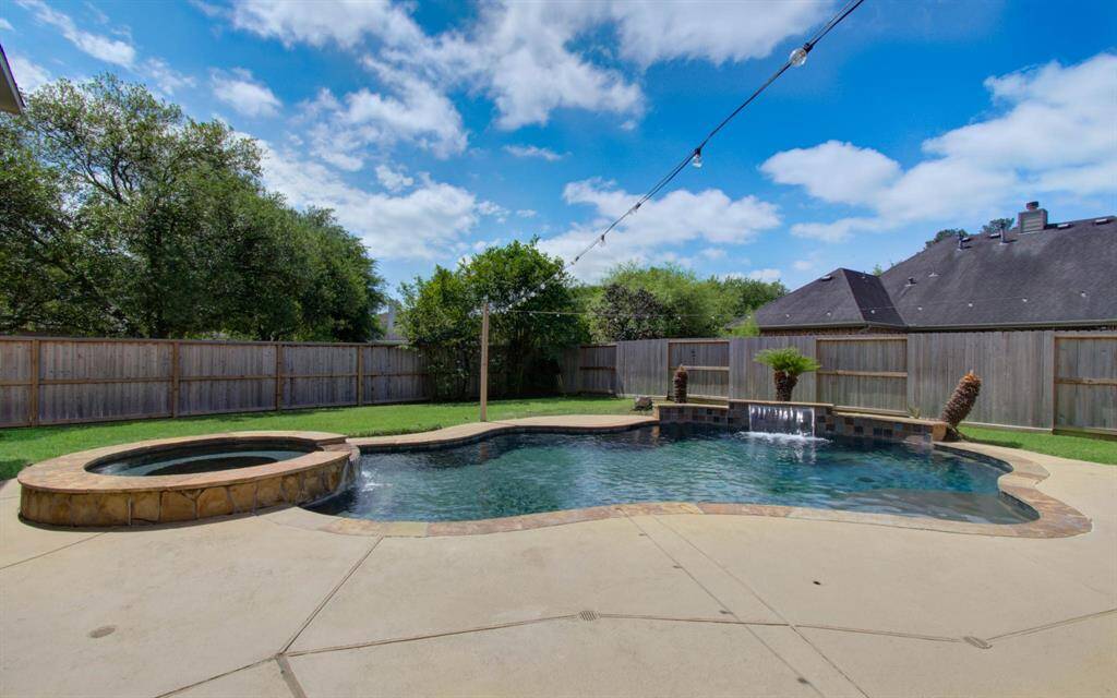 Show off your new home with a great pool party this summer!
